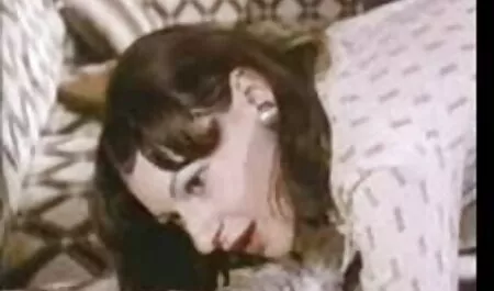 Las chicas venden para recoger xxx romantico una gran suma de dinero