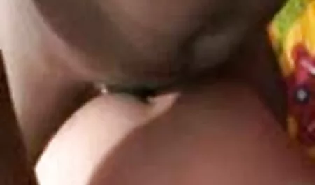 Depravado maduro humillar a una persona sentada en su cara con un culo desnudo videos romanticos teniendo sexo