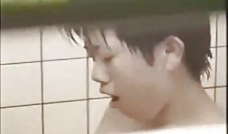 Las chicas se desnudaron porno romantico hd en el camerino y no sabían que estaba siendo filmado