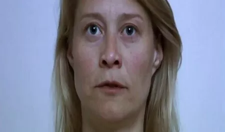 Una mujer joven, un hombre, luego una virgen desilusionada romantico xxx
