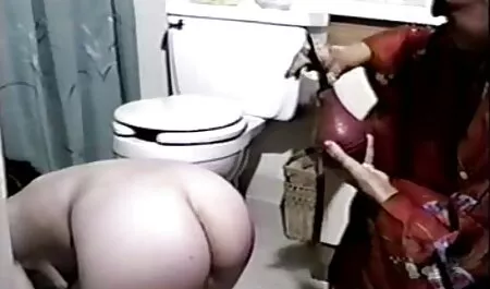 Jugosa grande xxx romantico dando mujer en la cocina