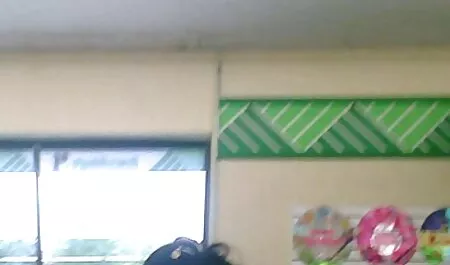 Me afeito mi pequeña niña y adulto terminando videos romanticos xxx en el
