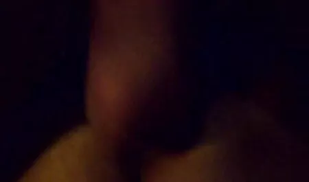 El sexo y la servidumbre disfrutar del juego en el porno románticos sótano